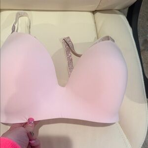 Victoria's Secret Light Pink Bra 36DDD